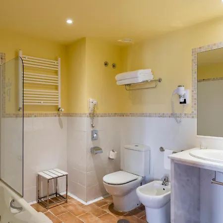 De 4* Tortosa