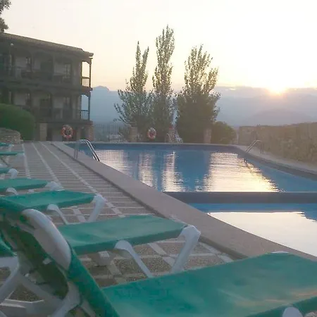 Hotel De 4*