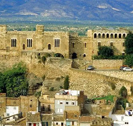 Hotel De 4*