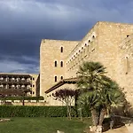 Hotel De 4*