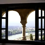 Hotel De